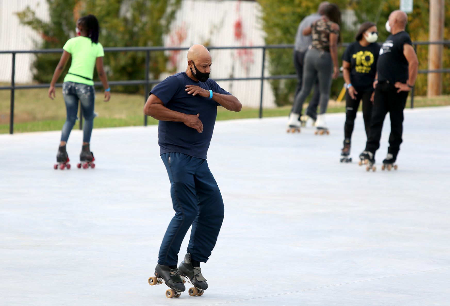 Dellwood skating rink opens